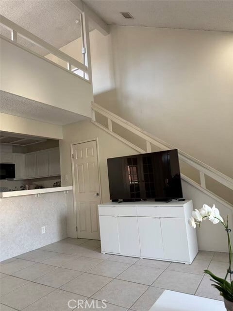 Building Photo - 13096 Le Parc Blvd