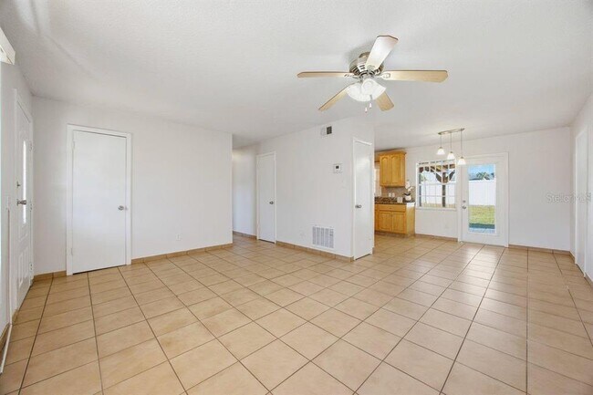 Building Photo - 5681 Tulip Ave