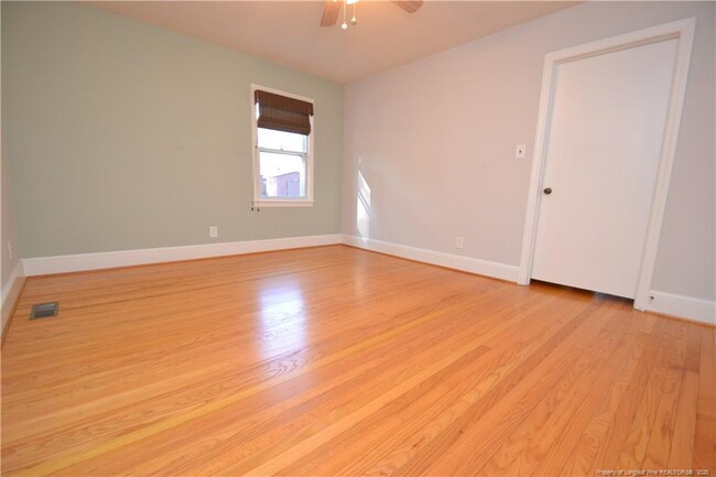 Building Photo - 312 Williams St