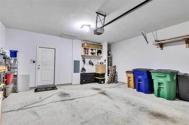 Building Photo - 13004 Titanium St