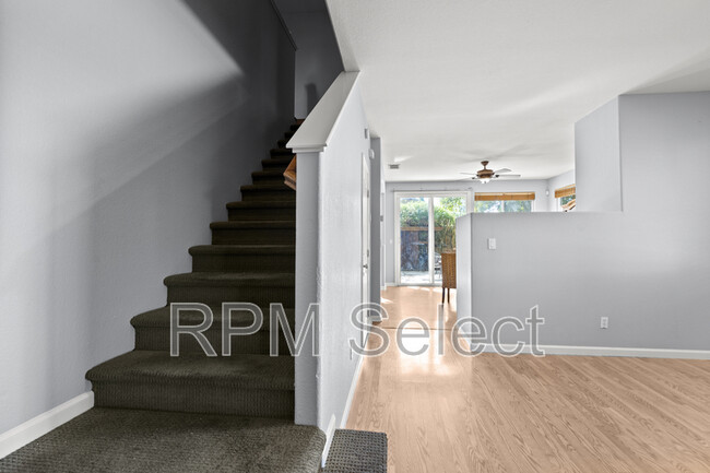 Building Photo - 5183 Bissett Way