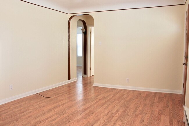 Building Photo - 1727 N Wahsatch Ave