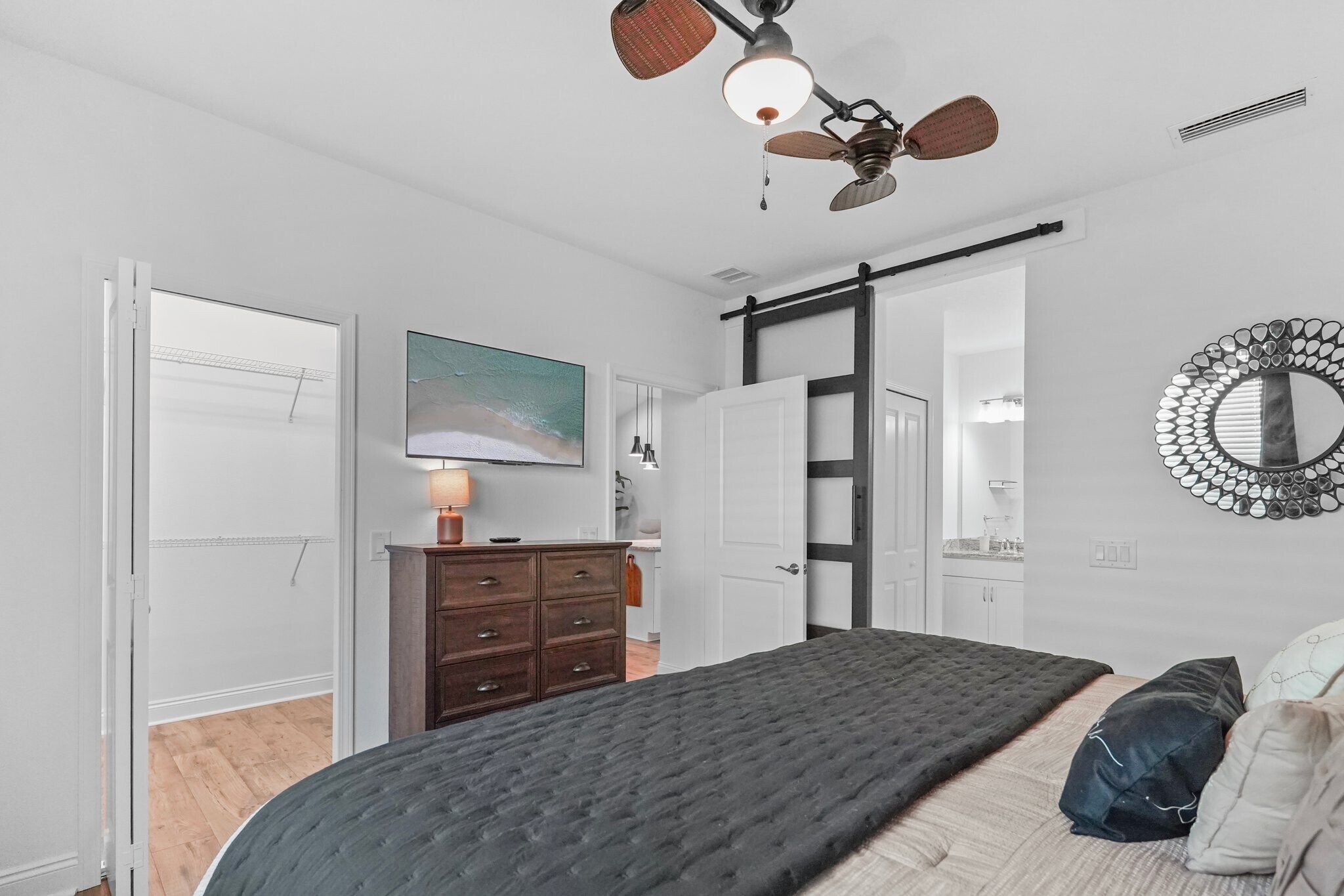 Building Photo - 8704 Sand dollar Dr