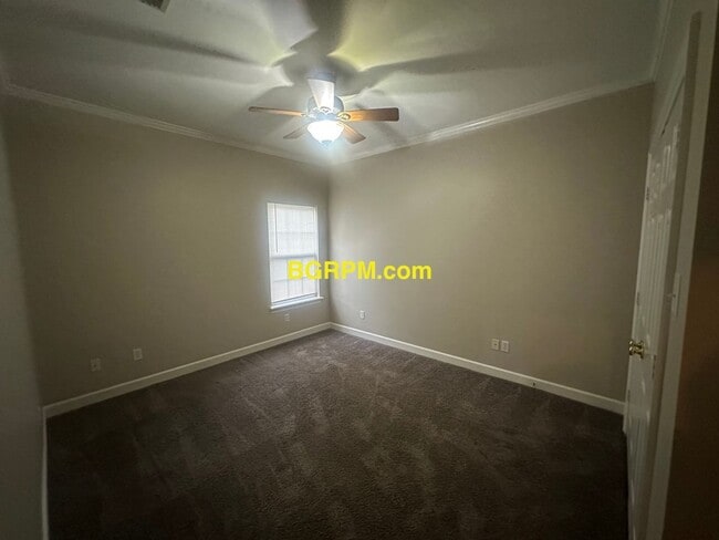 Building Photo - 4 Bedroom, 2 Bath, Cabot