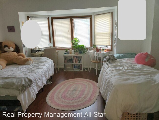 Building Photo - 2 br, 2.5 bath House - 24 Courtlandt Street