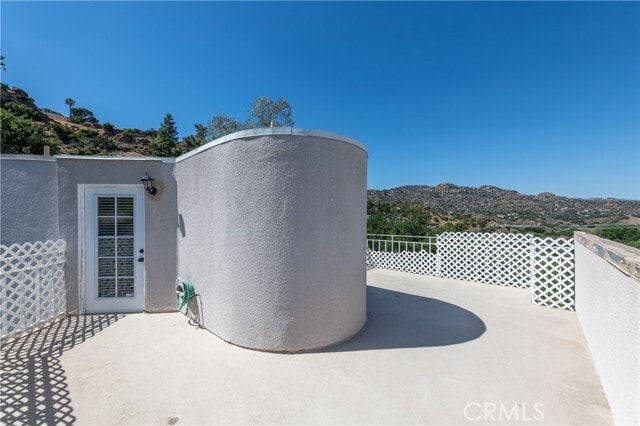 Building Photo - 8665 Valley Circle Blvd
