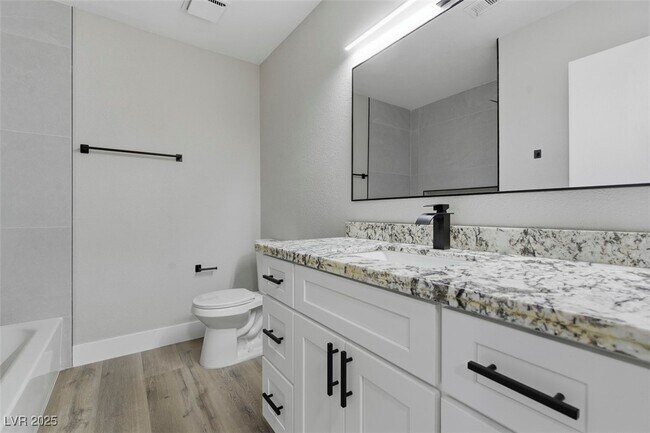 Building Photo - 3517 Rio Robles Dr