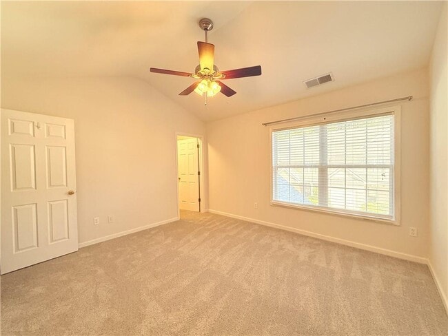 Building Photo - 1833 Willow Branch Ln