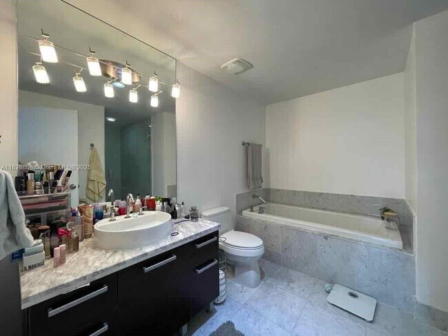 Building Photo - 244 Biscayne Blvd