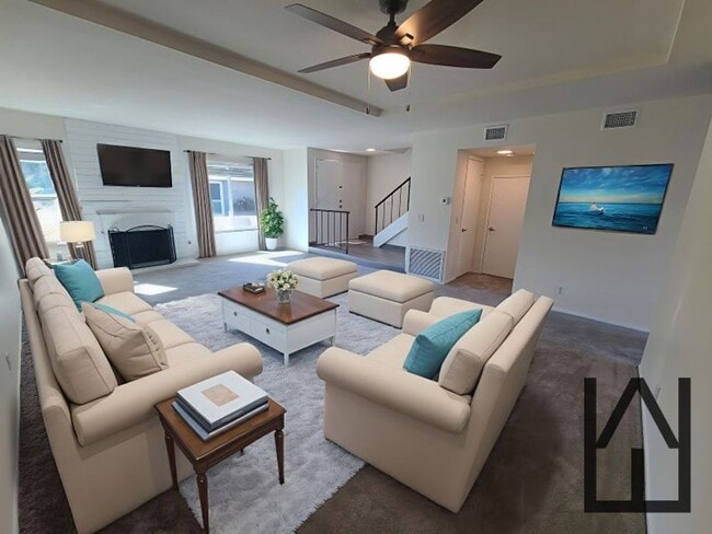 Building Photo - Spacious Two story 3 bed 2.5 baths + 2 car garage in great school district.