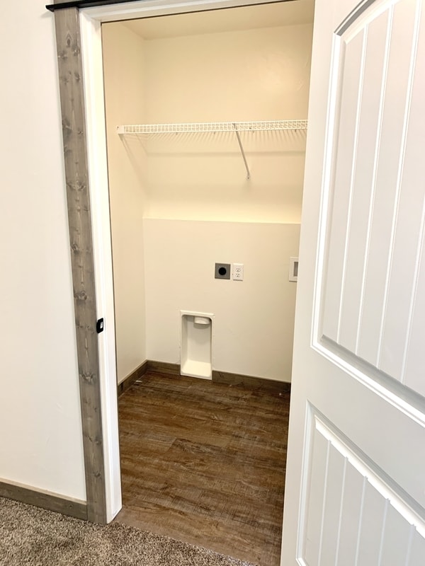 Building Photo - 3375 Blackbird Wy