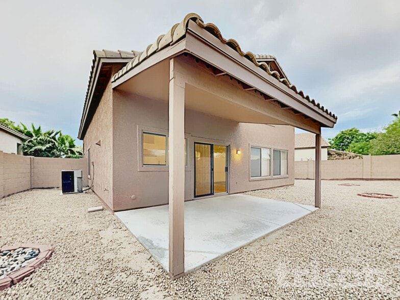 Building Photo - 12746 W Hollyhock Dr