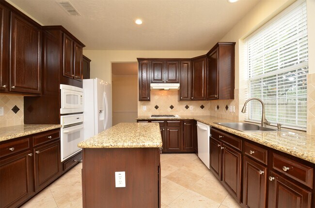 Building Photo - 1218 Irish Mist Ct