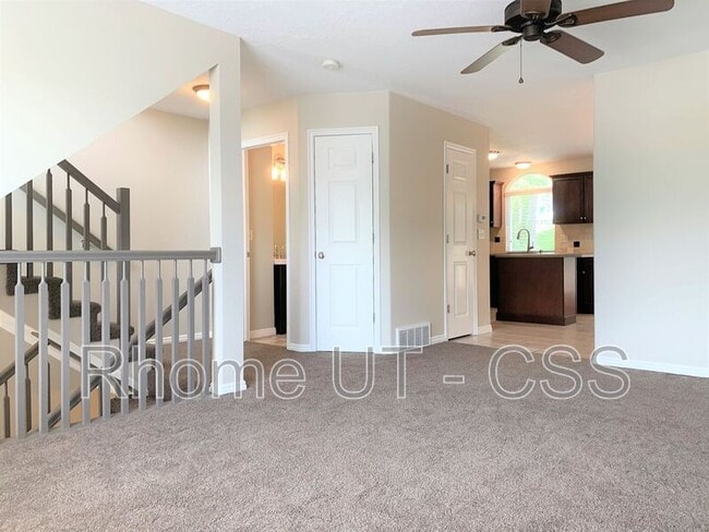 Building Photo - 9639 S Villa Springs Cove