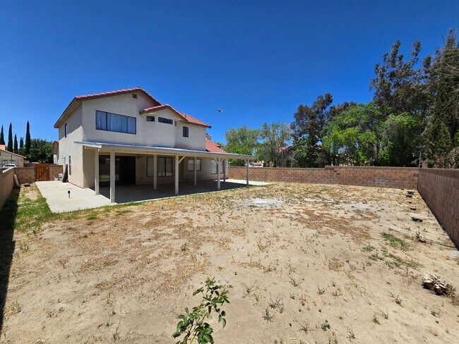 Building Photo - Spacious 4-Bedroom House for RENT/  Corner...