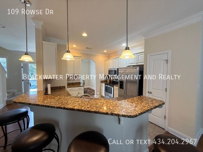 Building Photo - 109 Rowse Dr