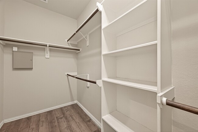 Building Photo - 10723 Clear Arbor Ln