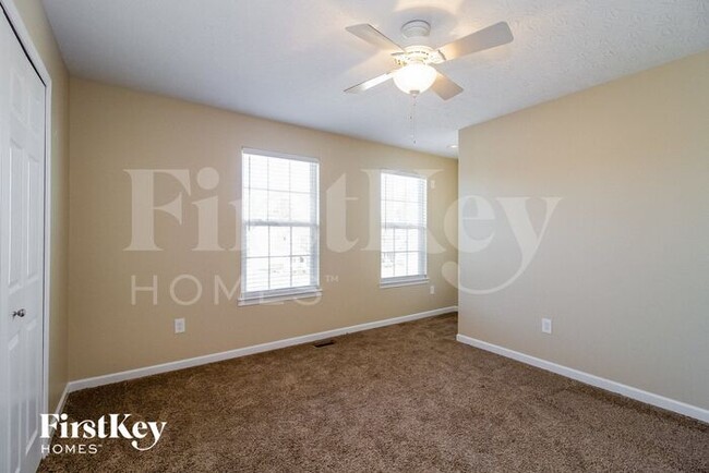 Building Photo - 1186 Turfway Ct