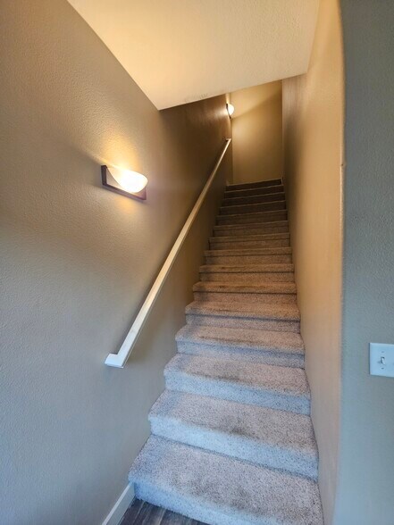 Staircase to Upper Level - 14409 NE 22nd Ave
