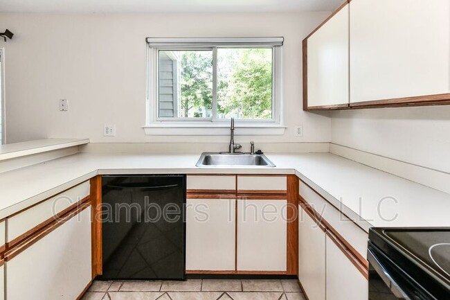 Building Photo - 11729 Summerchase Cir