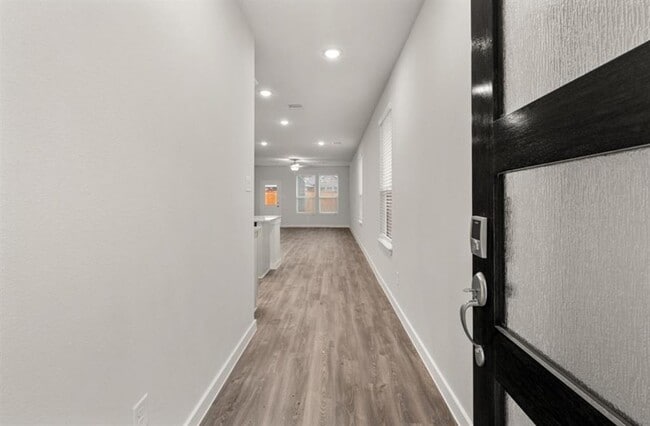 Building Photo - 12927 California Palm Ct