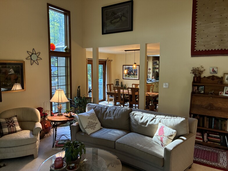 Tenant LivRm view to DR/Deck - 19 Timber Ln