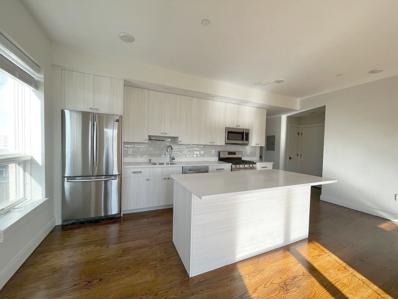 Building Photo - 7 Everett St