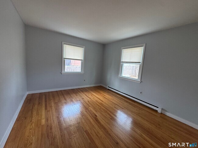 Building Photo - 43 Brooklawn Ave