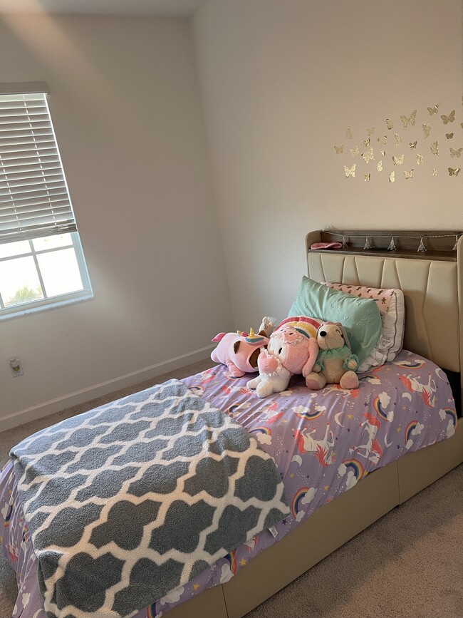 Building Photo - 15042 White Pearl Rd