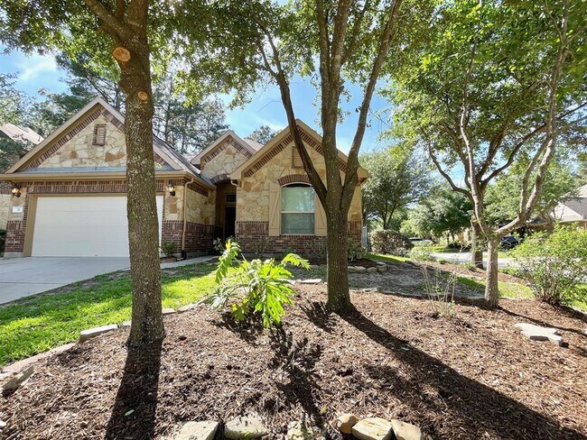 Primary Photo - 11 Silver Arrow Court