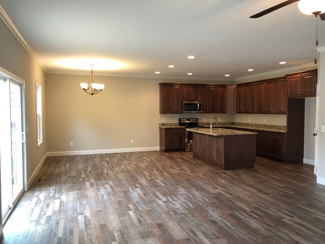 Building Photo - 177 Ridge Pointe Dr