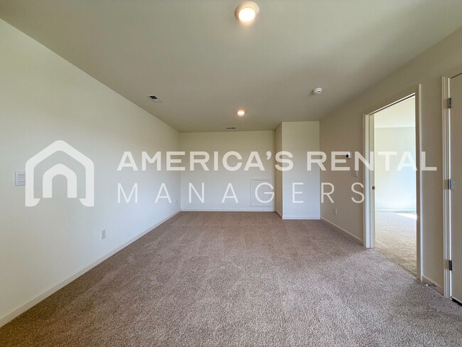 Building Photo - New Construction Home for Rent in Kimberly...