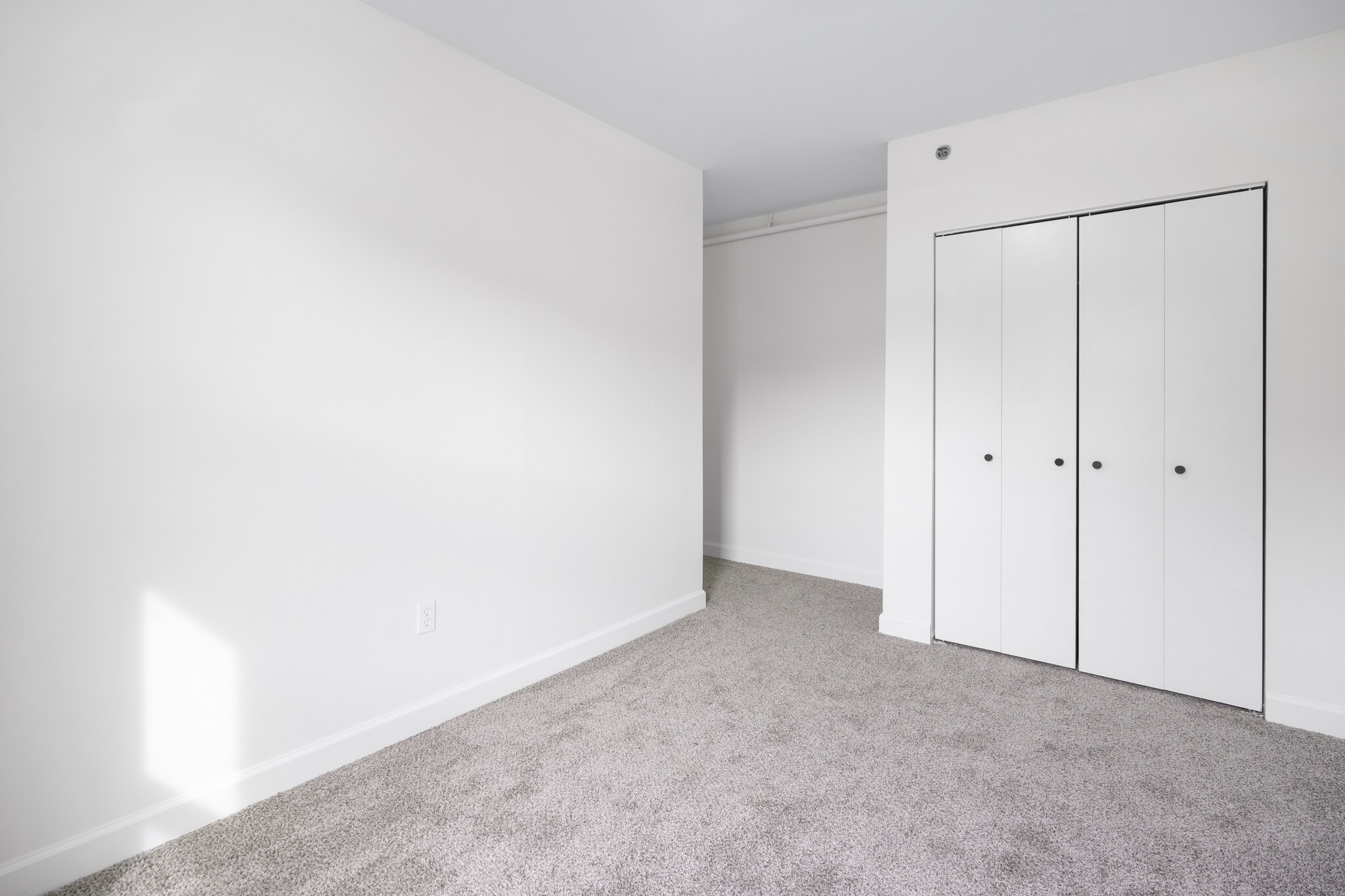 Building Photo - Van Dyke Village Apartments