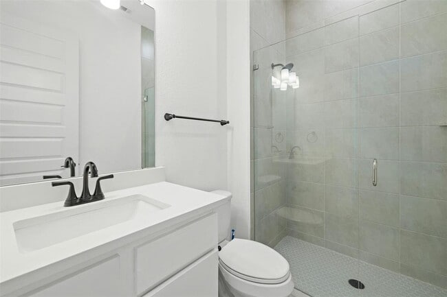 Building Photo - 172 Shady Hl Lp