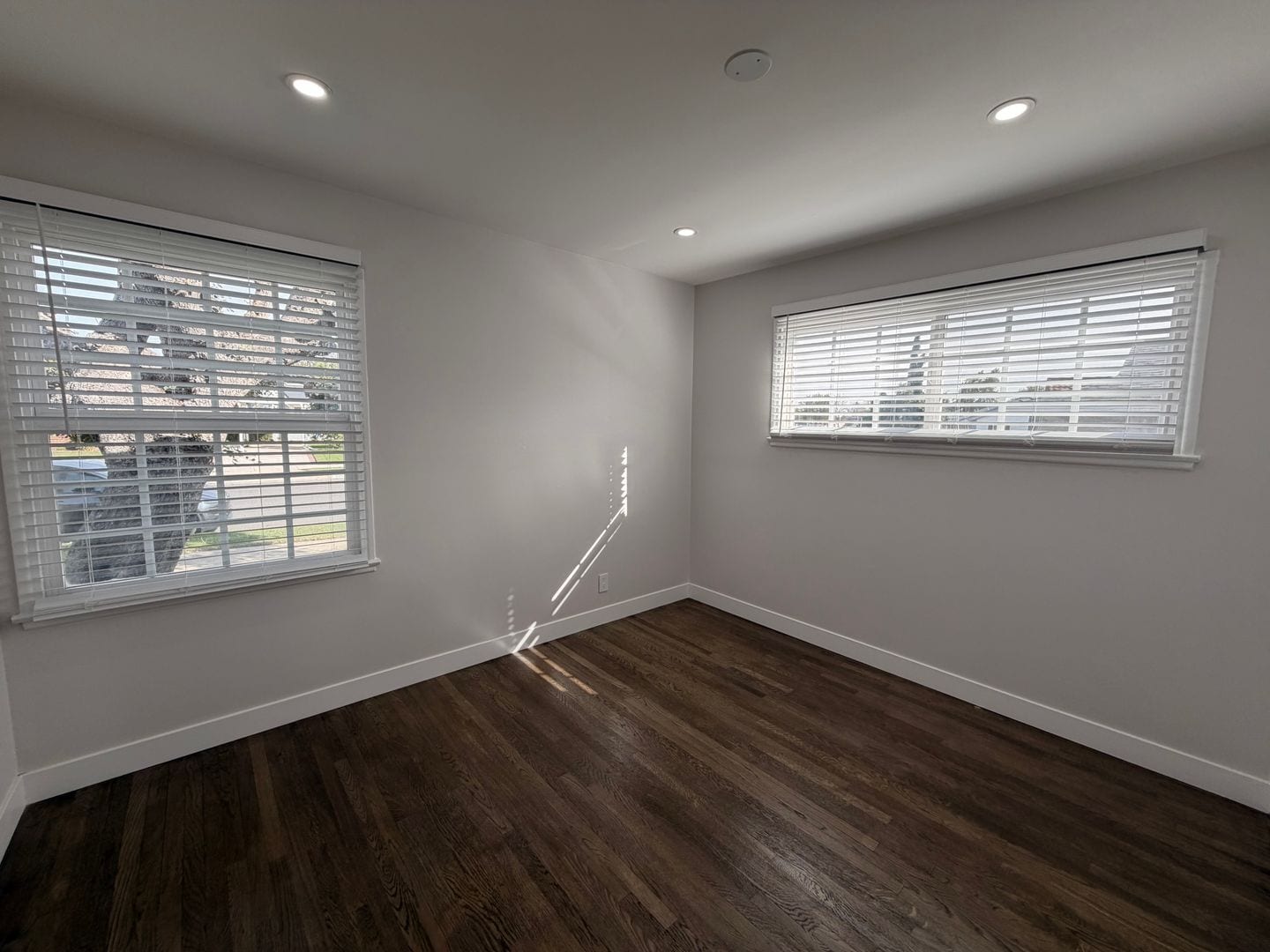 Building Photo - Stylish Fully Renovated 3-Bedroom Home with a Large Backyard