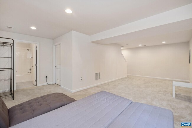 Building Photo - 2358 Jersey Pine Ridge