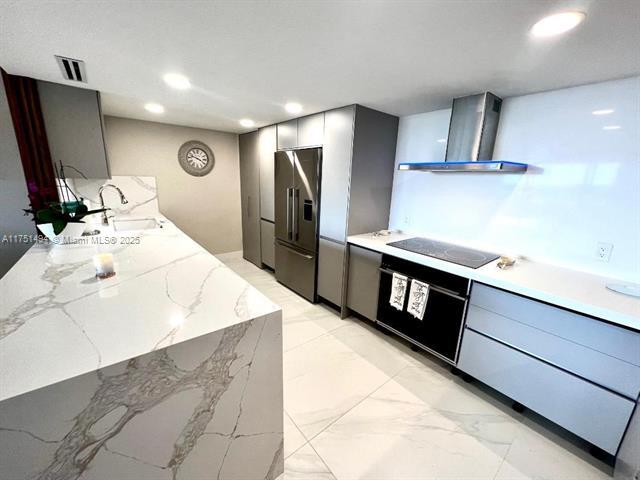 Building Photo - 155 Ocean Lane Dr