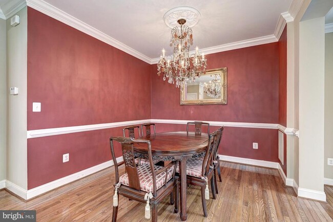 Building Photo - 1657 Colonial Hills Dr