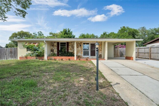 Primary Photo - 632 Whippoorwill Terrace
