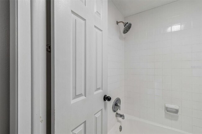 Building Photo - 7111 Gateway Ct