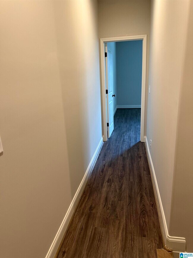 Building Photo - 4303 Lennox Ct