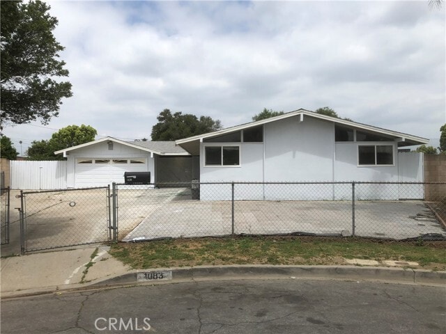 Primary Photo - 1083 Gilwood Ave