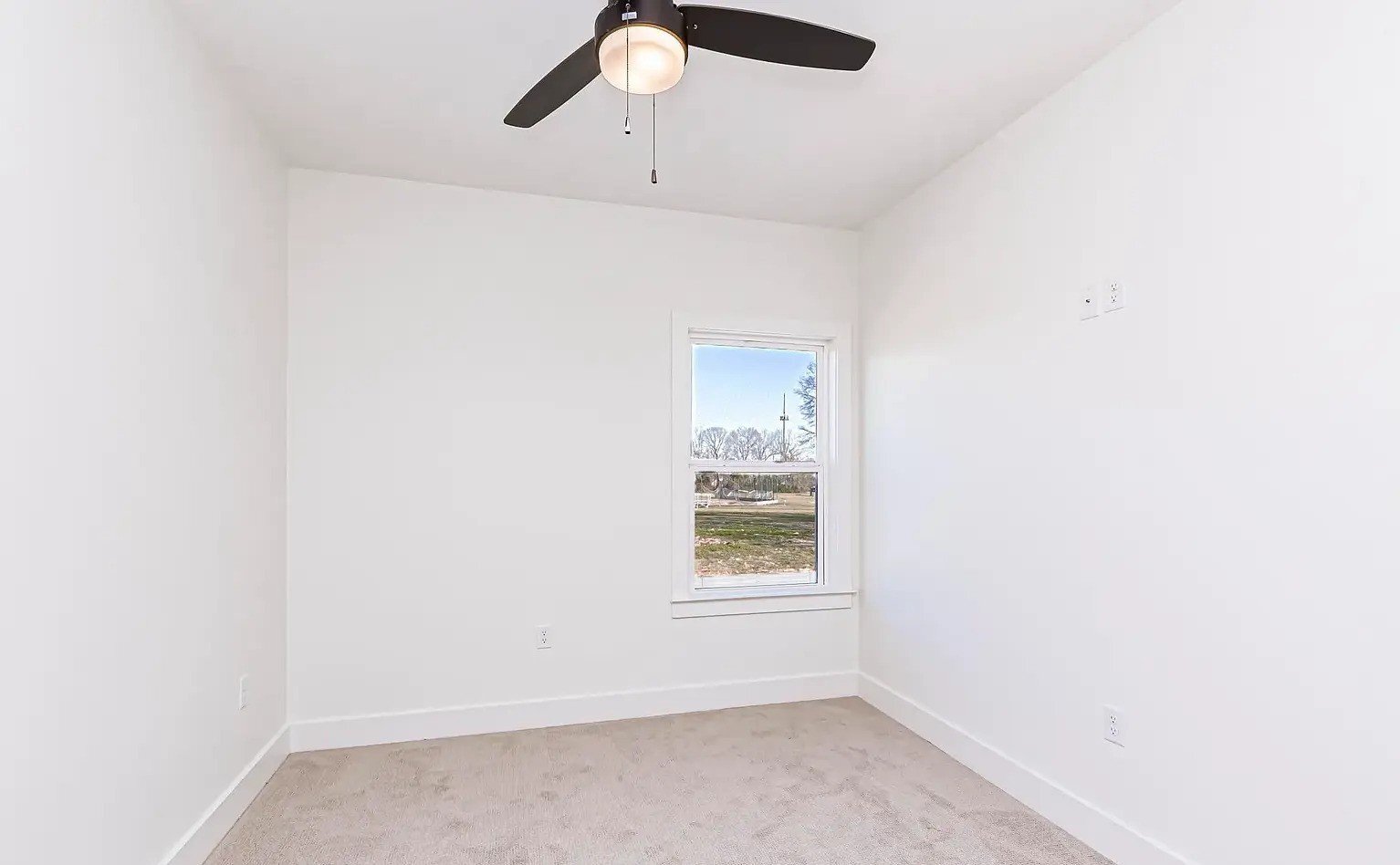 Building Photo - 8503 Lillian Mae Ln