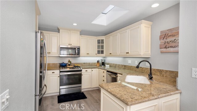 Building Photo - 30 Pinewood