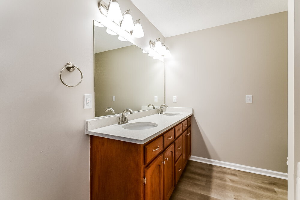 Building Photo - 1607 Central Trails Dr