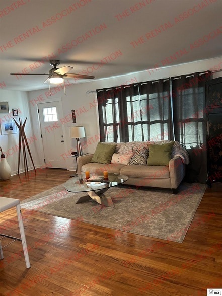 Building Photo - 3477 LA-818