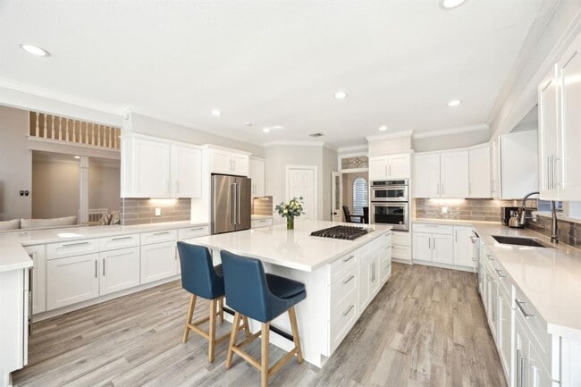 Building Photo - 1310 Kelliwood Oaks Dr