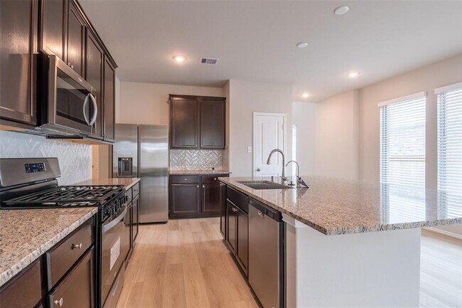 Building Photo - 12502 Llano Estacado Dr