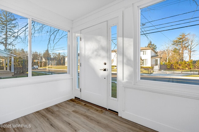 Building Photo - 448 Monmouth Rd