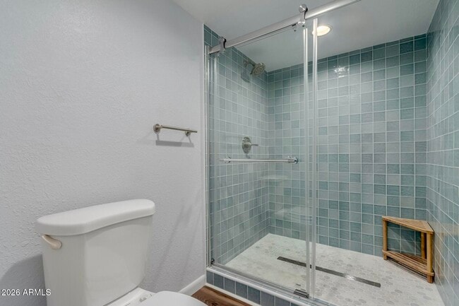 Building Photo - 10705 E Mercer Ln